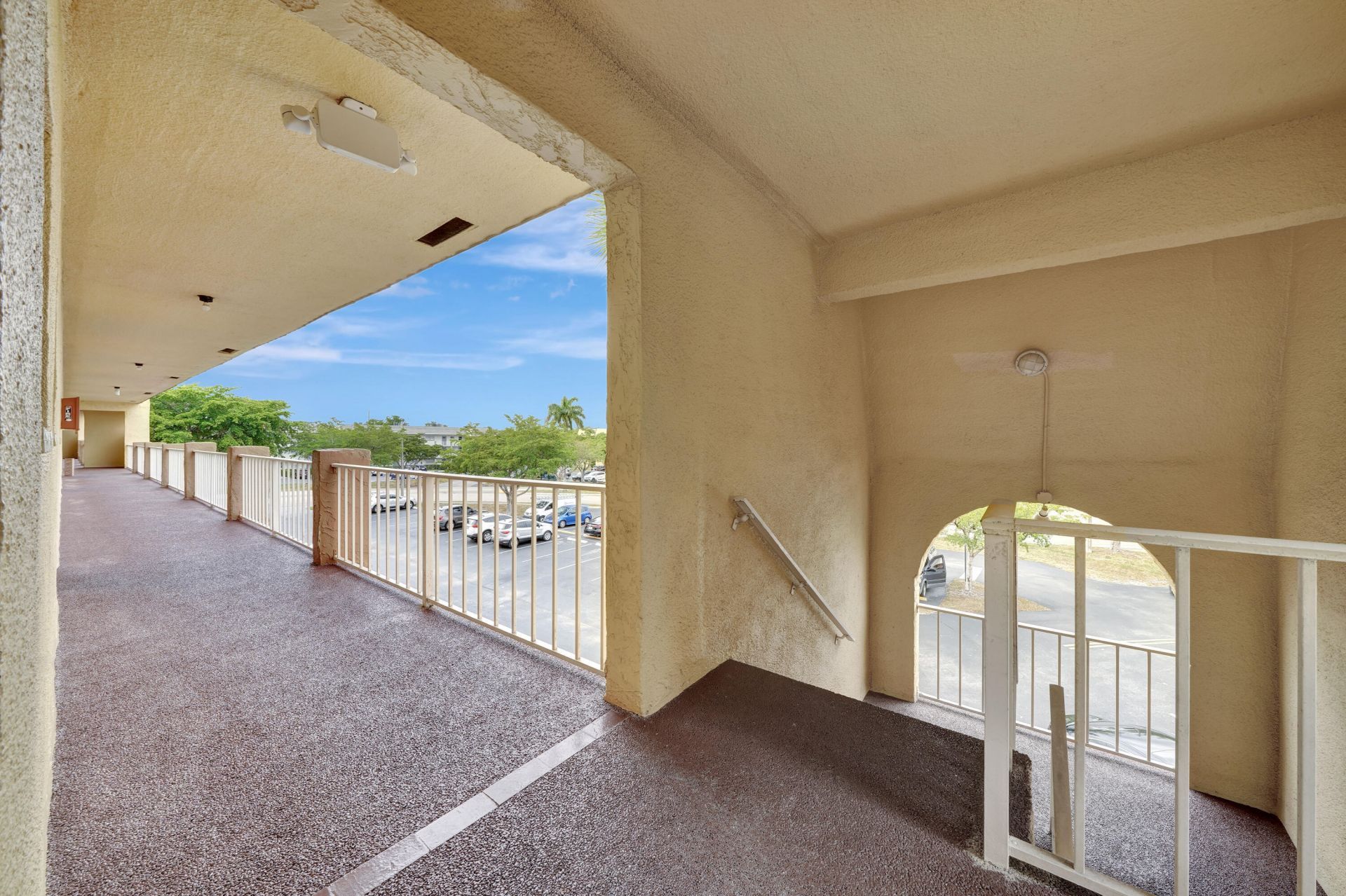8435 Sunrise Lakes Boulevard, Unit 301, Sunrise, FL 33322 Photo