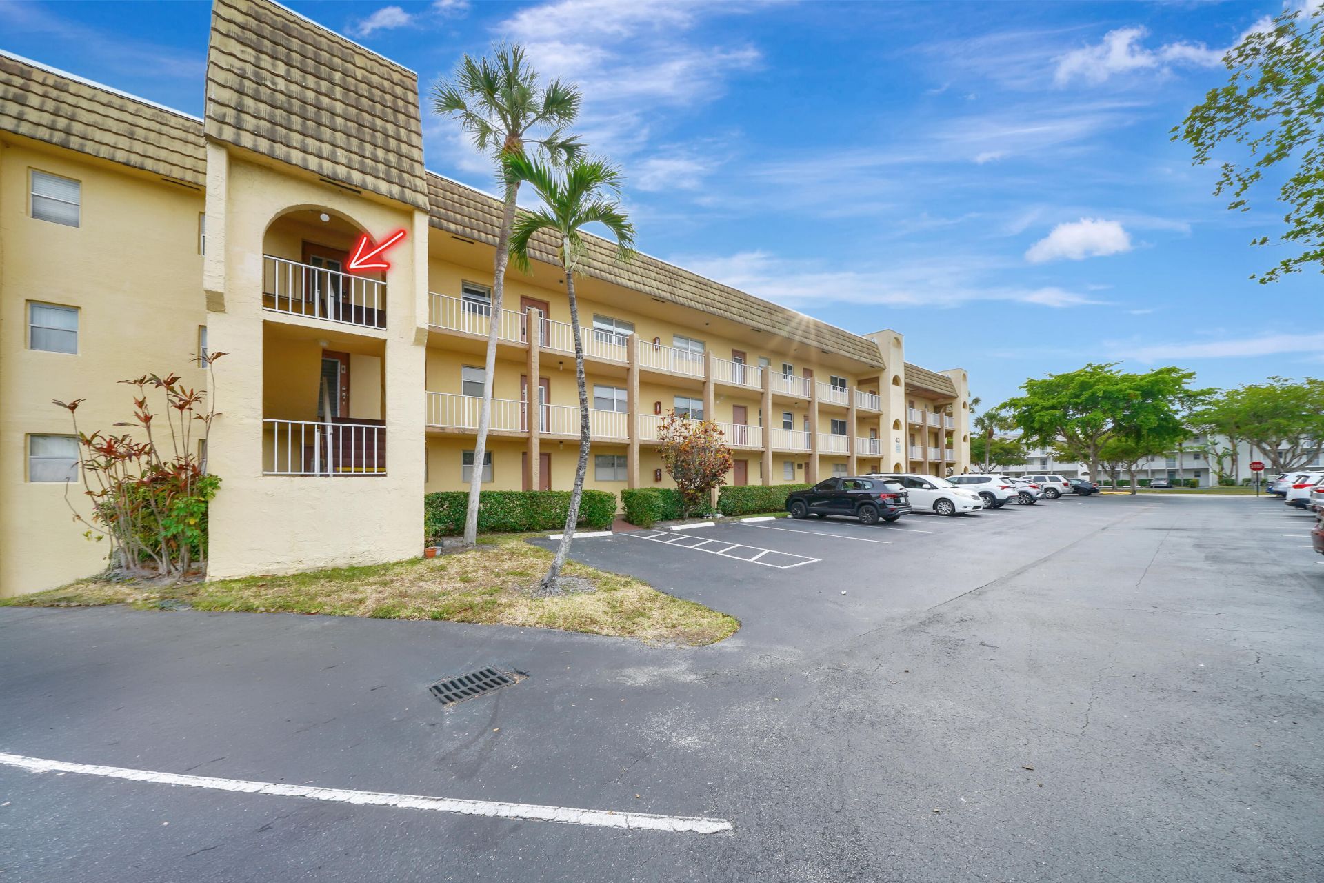 8435 Sunrise Lakes Boulevard, Unit 301, Sunrise, FL 33322 Photo