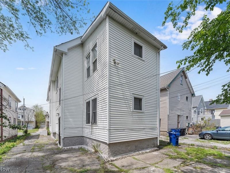 3275 E 134th Street, Cleveland, OH 44120 Photo 16