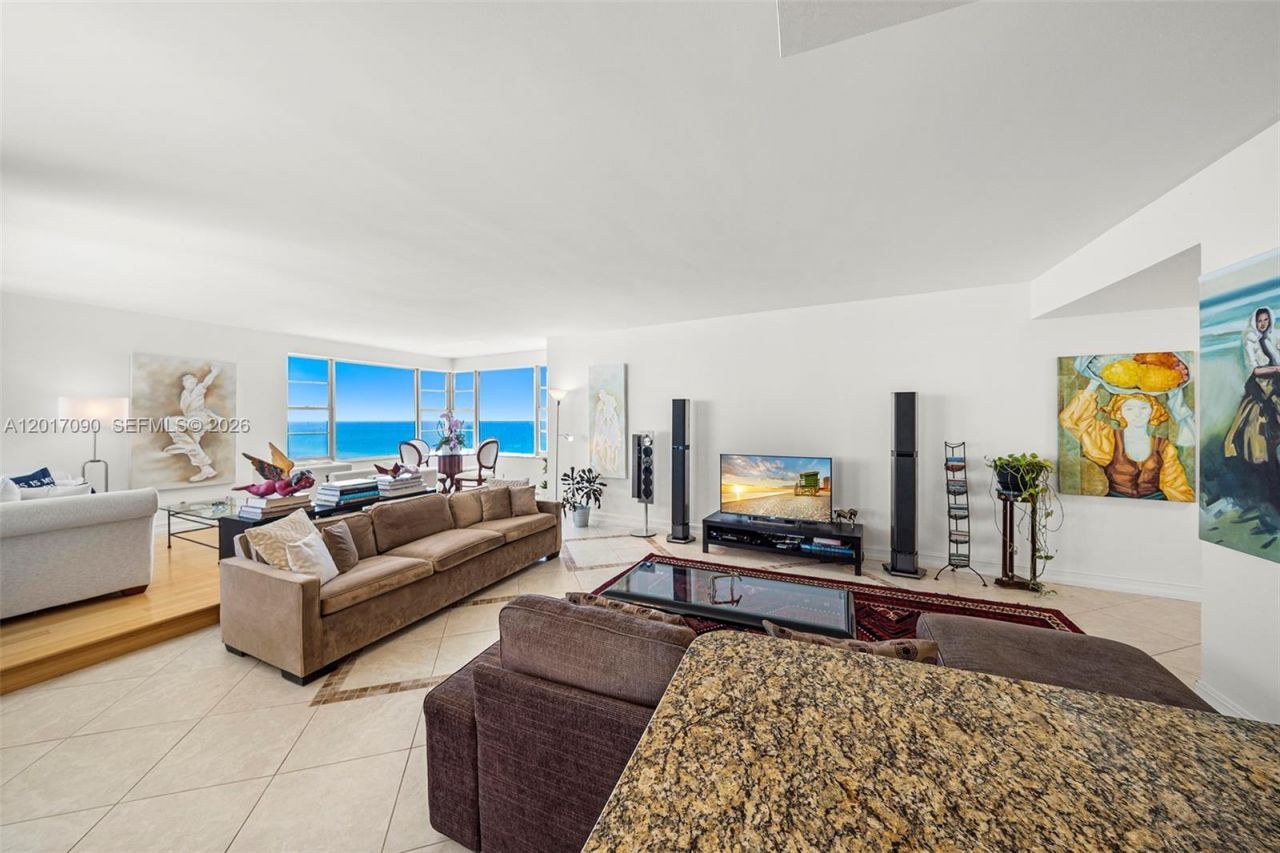 5255 Collins Ave, Unit 9F, Miami Beach, FL 33140 Photo