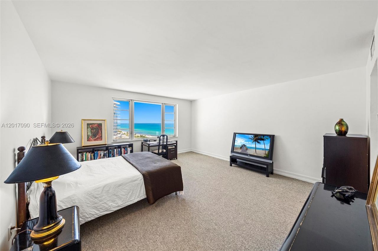 5255 Collins Ave, Unit 9F, Miami Beach, FL 33140 Photo