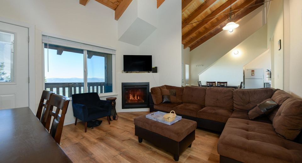 261 Quaking Aspen Lane, Unit # 6, Stateline, NV 89449 Photo