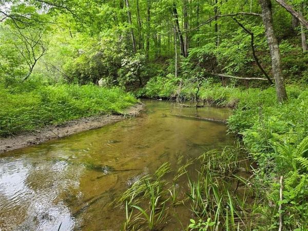 409 Harrison Sluder Road , Ellijay, GA 30540