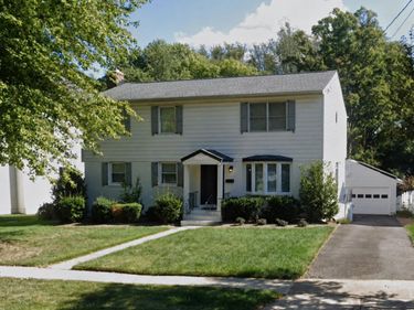 402 WALKER STREET SW, VIENNA, VA 22180