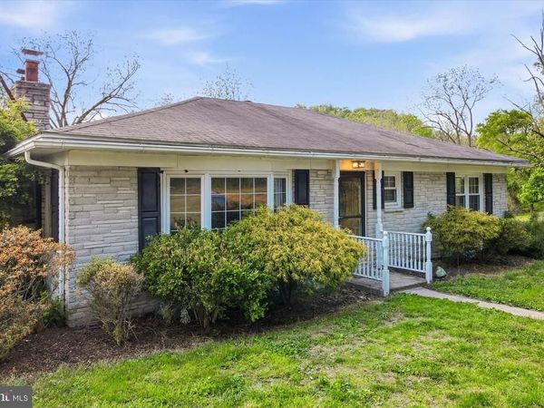 949 PENNSYLVANIA AVENUE, POTTSTOWN, PA 19464