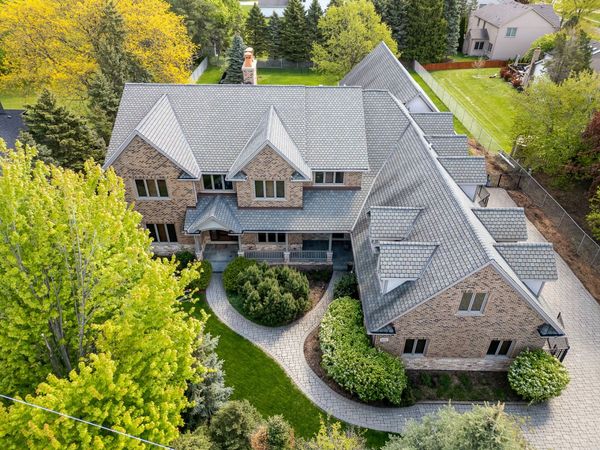 805 N Arlington Heights Road , Itasca, IL 60143