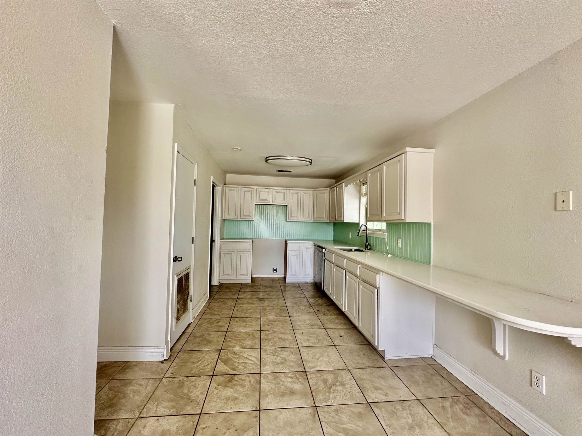 1105 Gray Avenue , Carrabelle, FL 32322 Photo