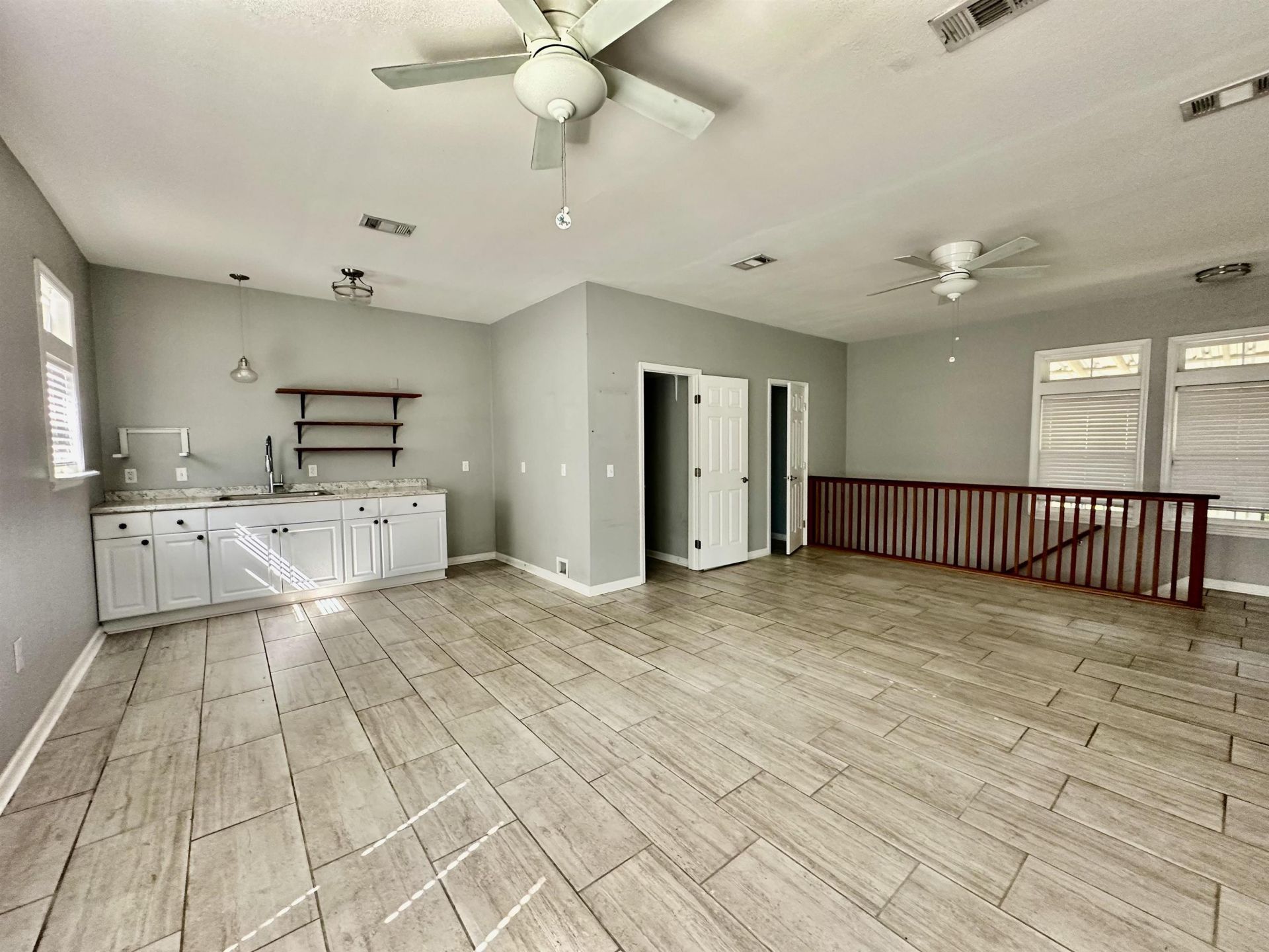1105 Gray Avenue , Carrabelle, FL 32322 Photo