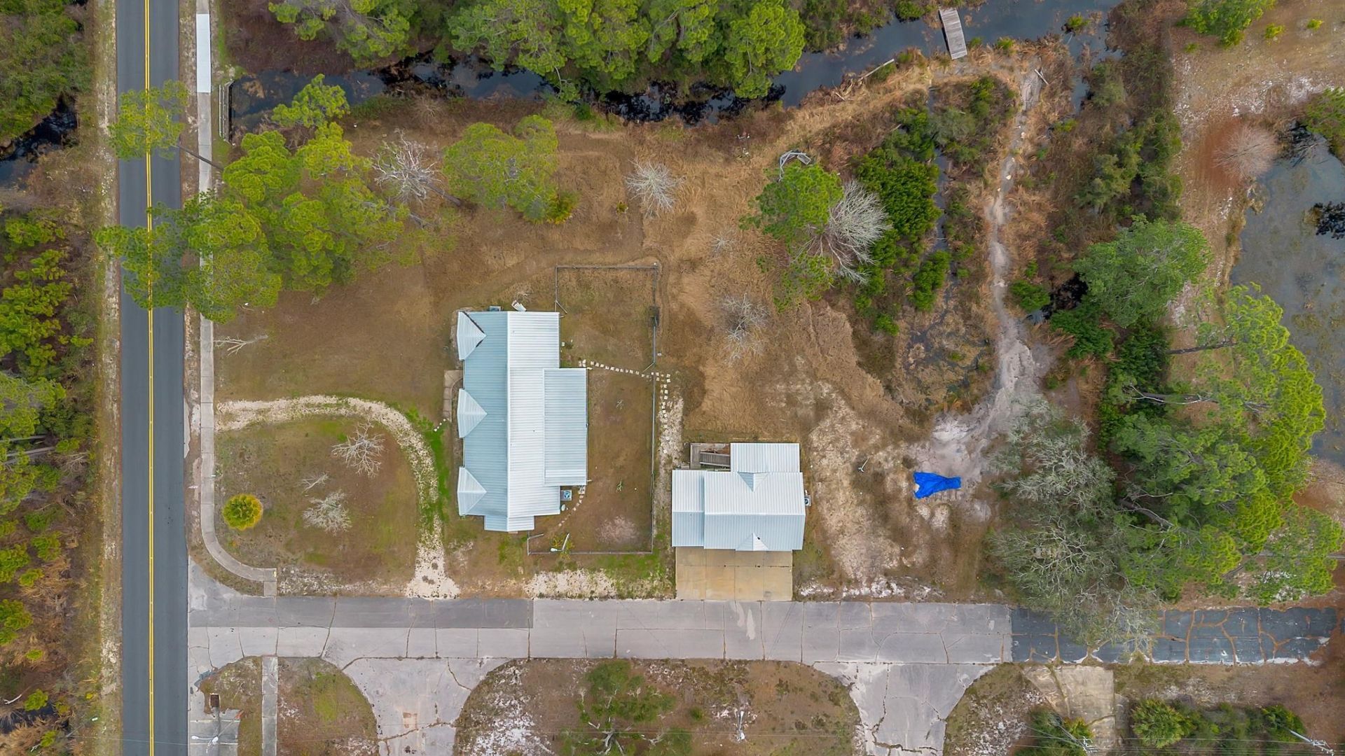 1105 Gray Avenue , Carrabelle, FL 32322 Photo