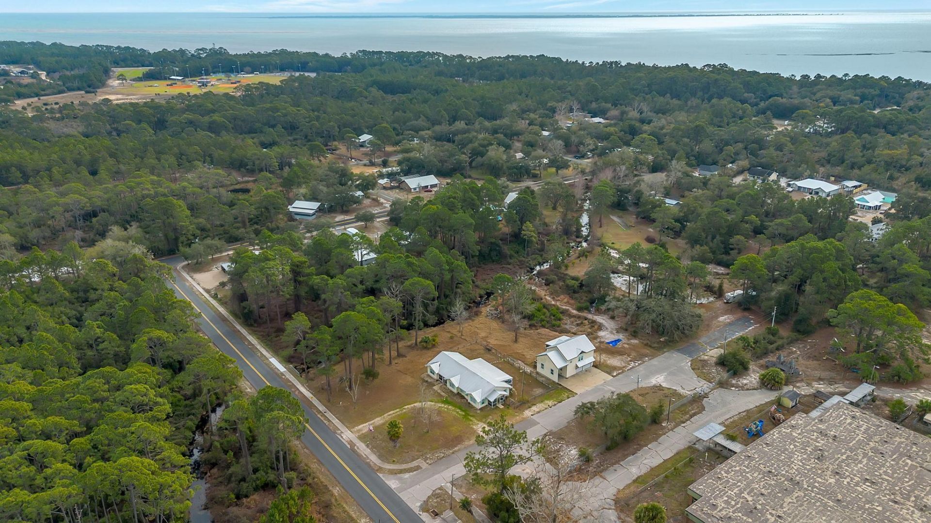 1105 Gray Avenue , Carrabelle, FL 32322 Photo