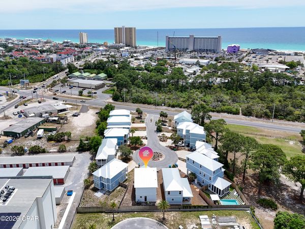 2701 Lagoon Manor Drive, Panama City, FL 32408