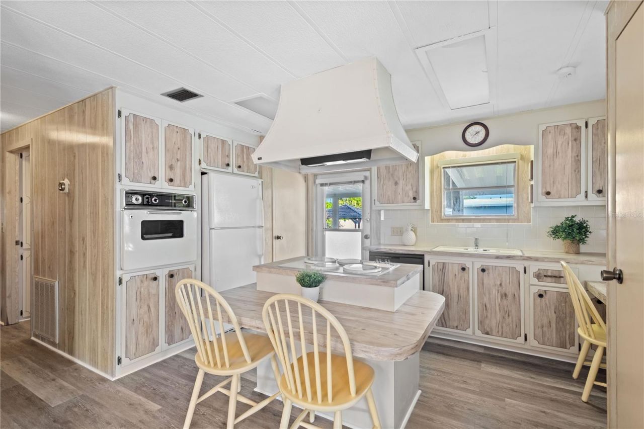 320 Tropic Drive , Osprey, FL 34229 Photo