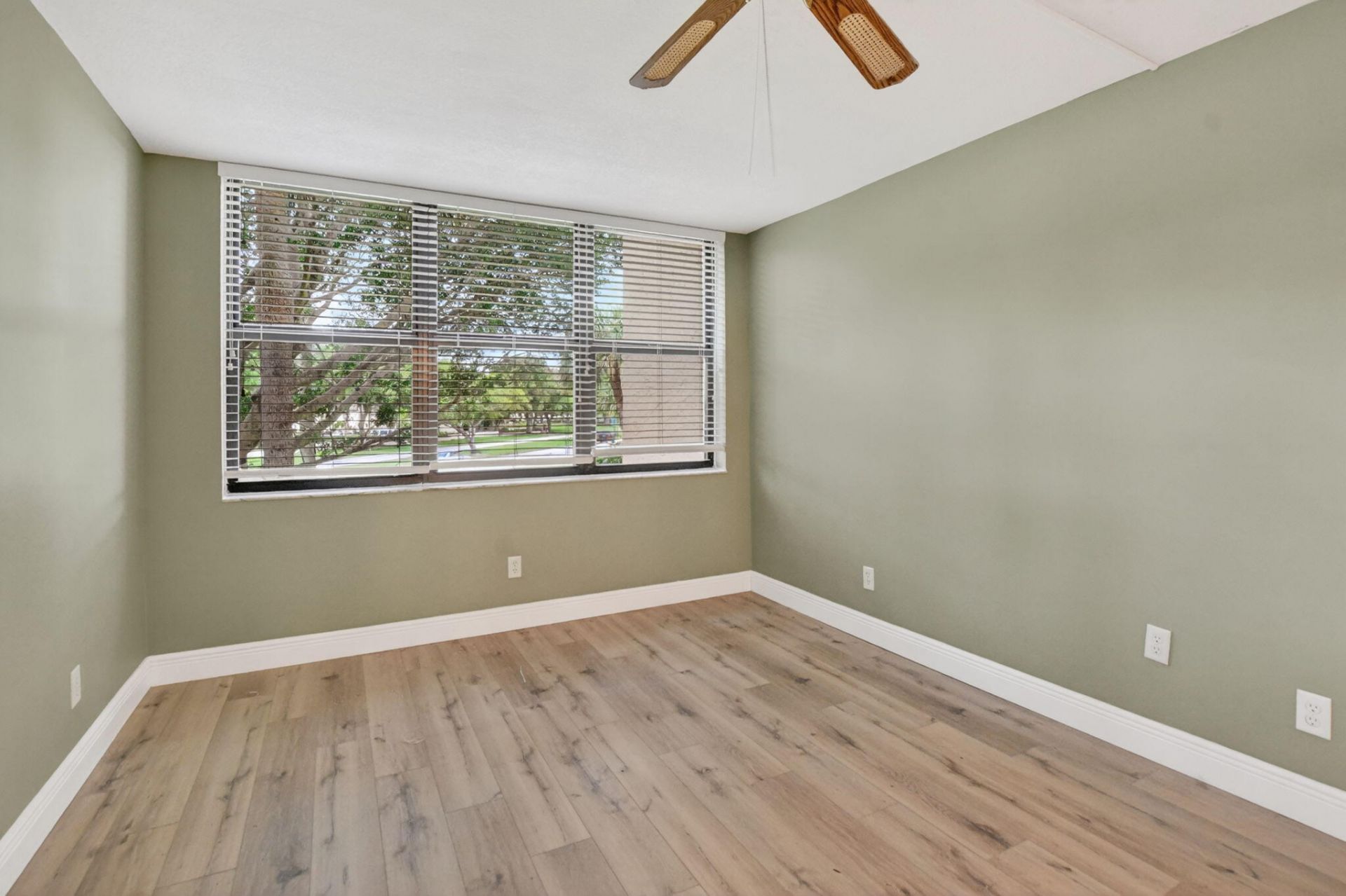 23305 N Barwood Ln Lane N, Unit 209, Boca Raton, FL 33428 Photo
