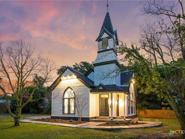 346 W Pietzsch Street , Bartlett, TX 76511