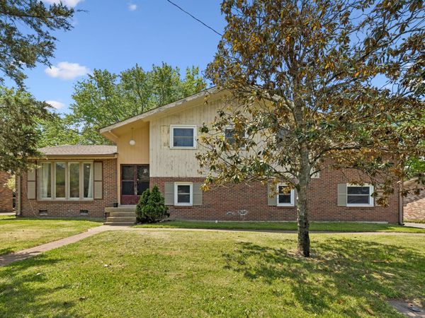 2617 Mesa Dr , Nashville, TN 37217