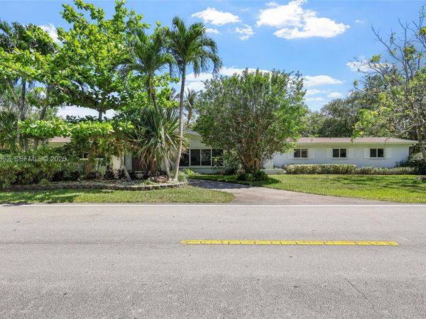 7800 SW 132nd St , Pinecrest, FL 33156