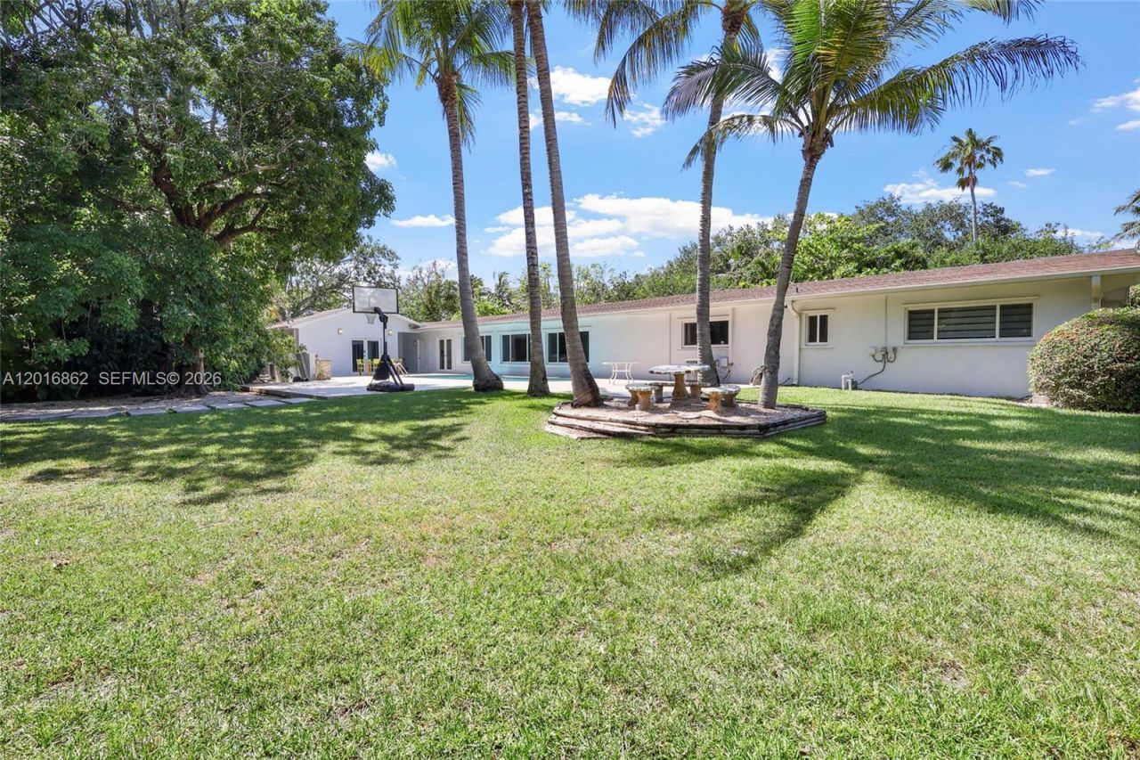 7800 SW 132nd St , Pinecrest, FL 33156 Photo