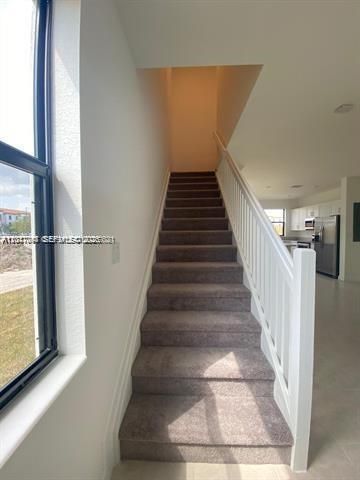 575 NE 208th Ter , Unit 575, Miami, FL 33179 Photo