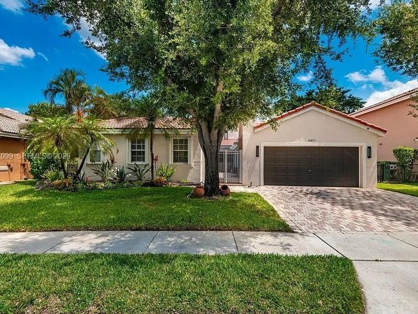 19871 SW 3rd Pl , Pembroke Pines, FL 33029