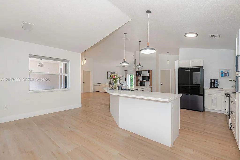 19871 SW 3rd Pl , Pembroke Pines, FL 33029 Photo