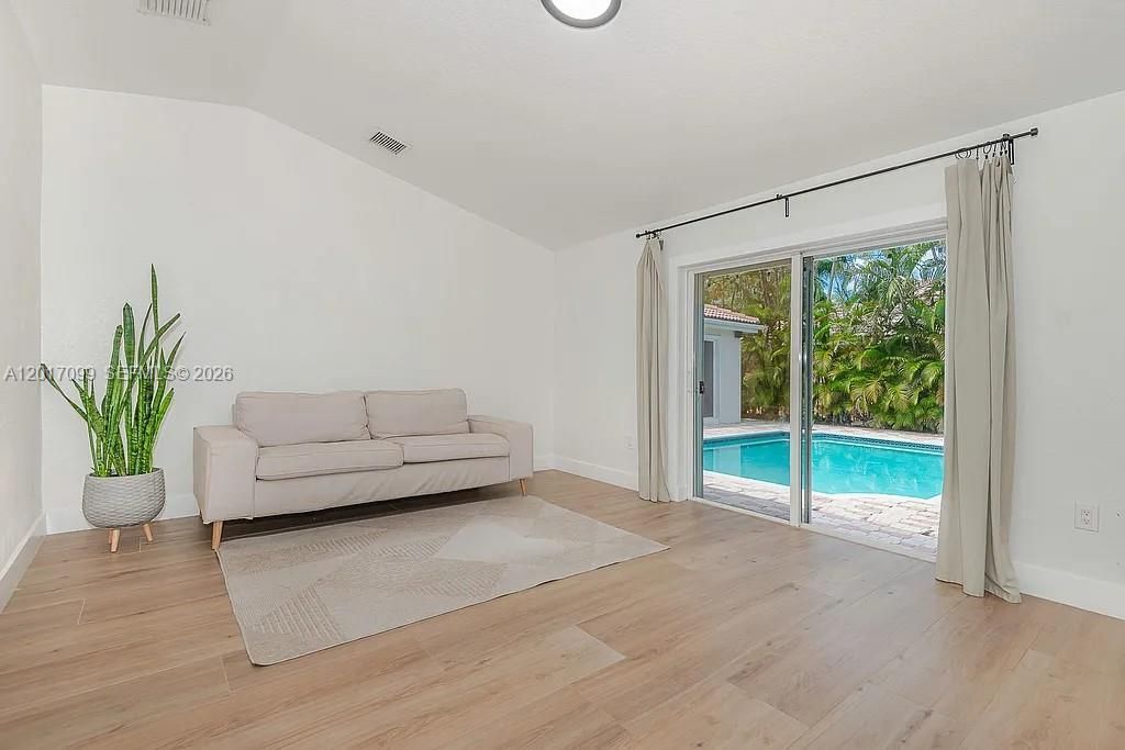 19871 SW 3rd Pl , Pembroke Pines, FL 33029 Photo