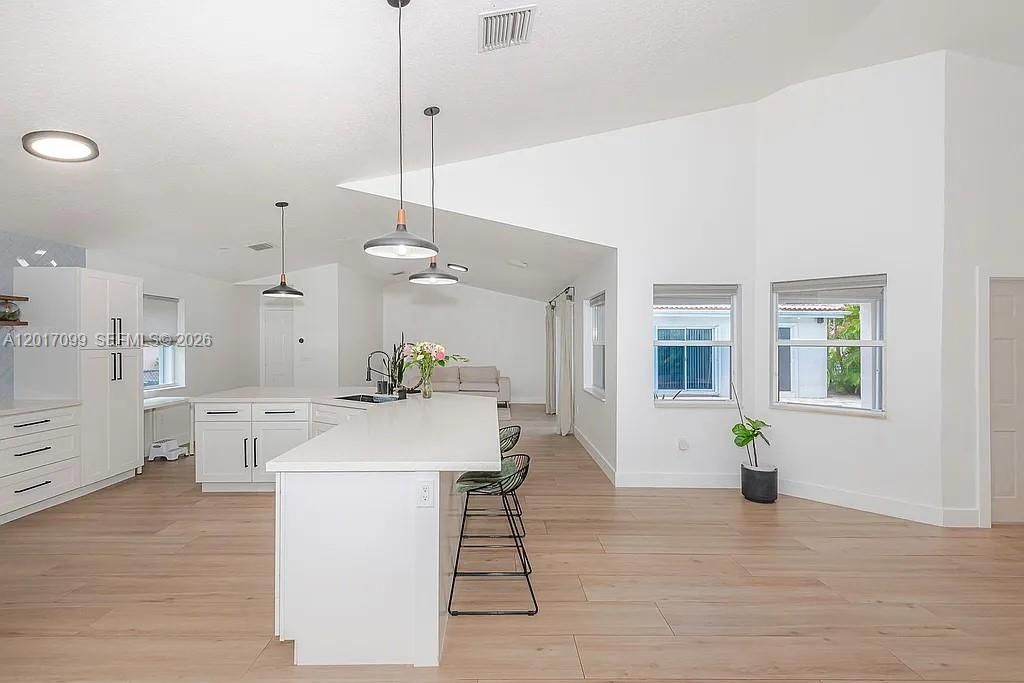 19871 SW 3rd Pl , Pembroke Pines, FL 33029 Photo