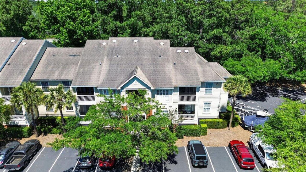 1600 Long Grove Drive Photo 44
