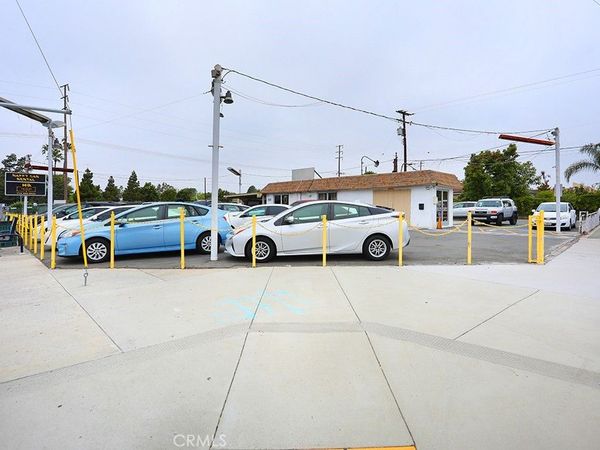 8041 Bolsa, Westminster, CA 92683