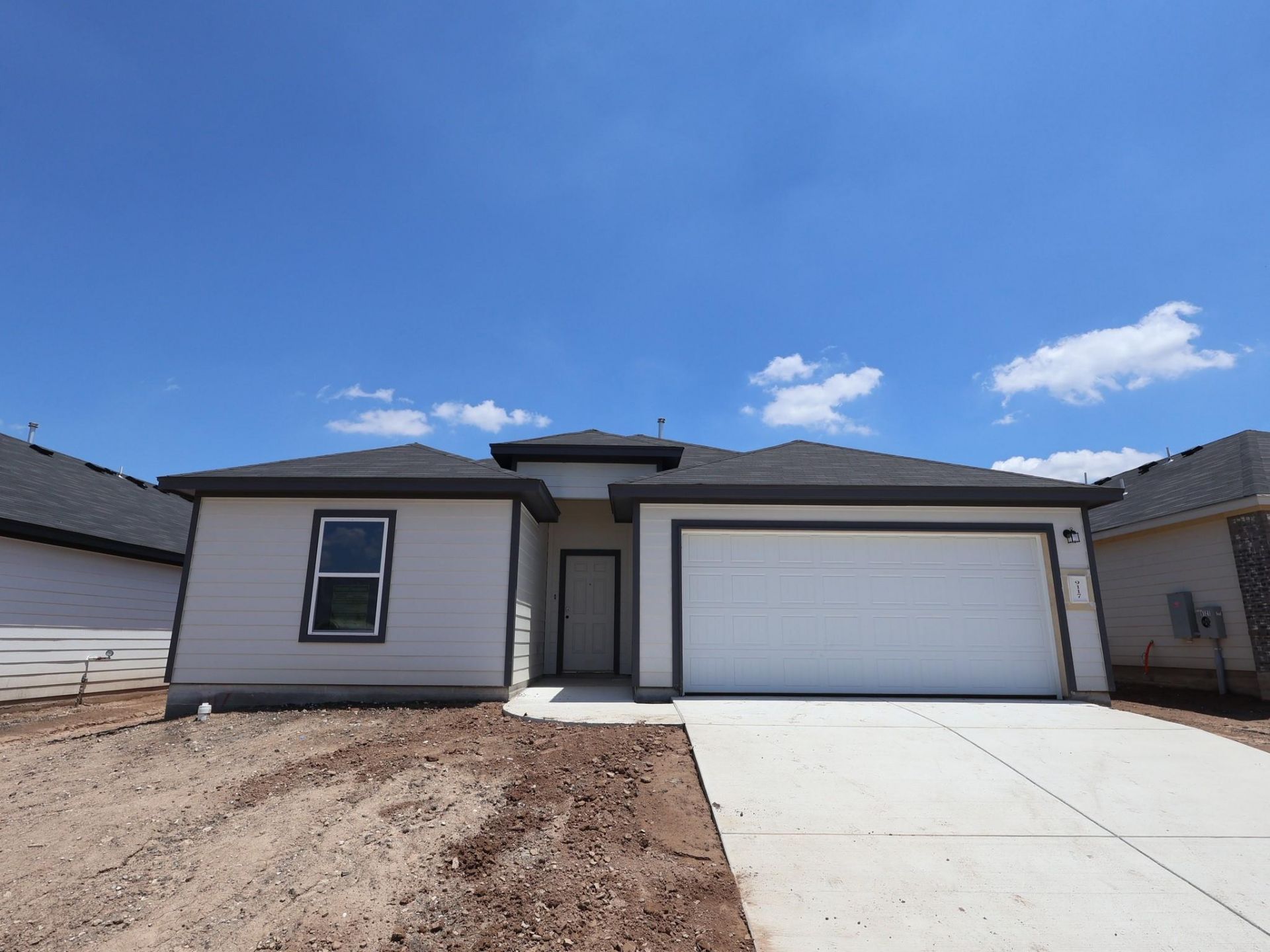 9117 Corvallis Dr, Austin, TX 78747 Main Photo