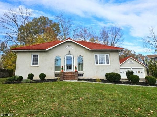 48 Bay St, Long Hill, NJ 07980