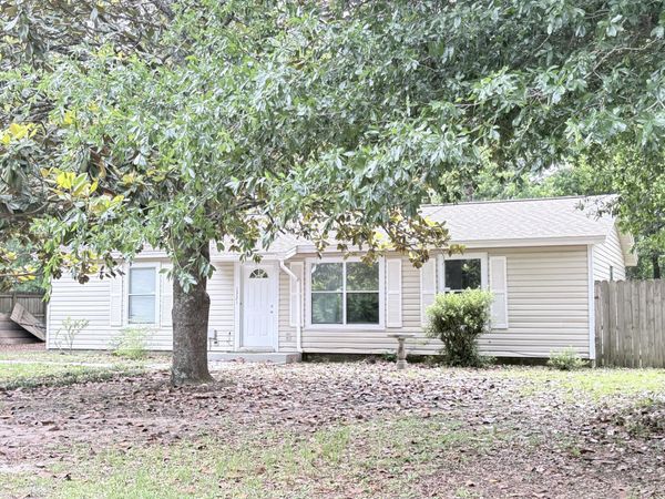 1321 Sunshine Drive, Crestview, FL 32539