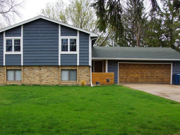 700 80th Street, Victoria, MN 55386