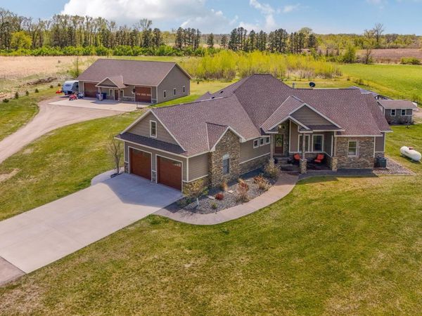 15599 138th Avenue NE, Spicer, MN 56288