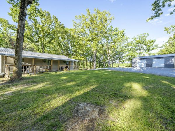 5525 HOLLAND CREEK RD, Savannah, TN 38372