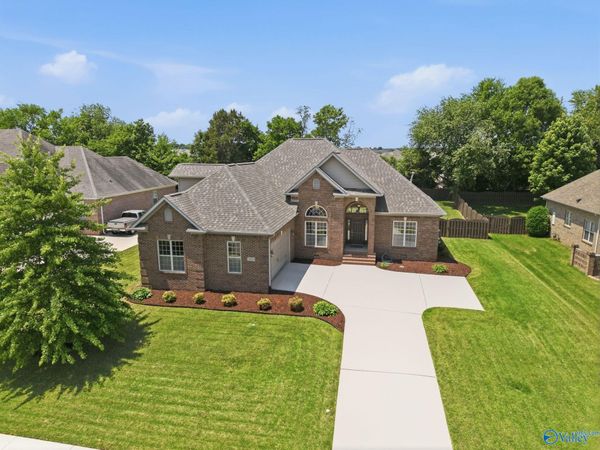 26031 Apple Orchard Lane, Athens, AL 35613