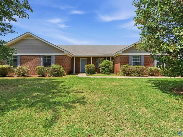 114 Beaconsfield Drive, Meridianville, AL 35759