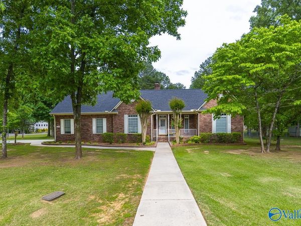 121 Honey Brook Drive, Toney, AL 35773