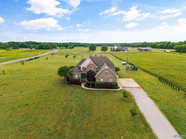 53 County Road 132, Town Creek, AL 35672