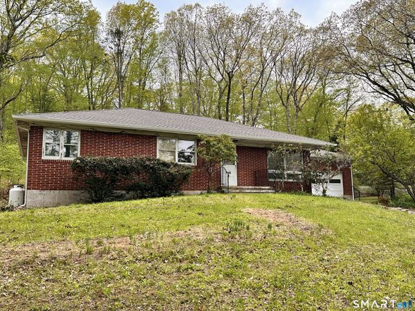 5 Old Town, Seymour, CT 06483