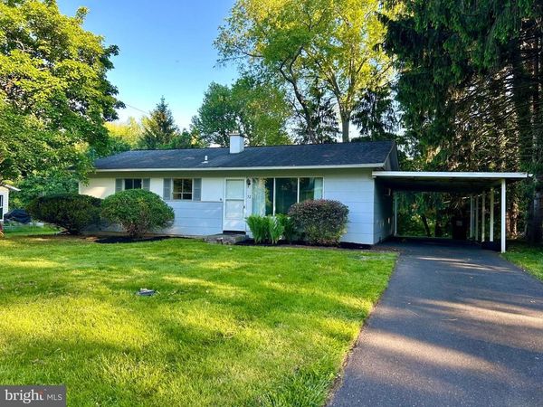 52 CEDAR DRIVE, DOYLESTOWN, PA 18901