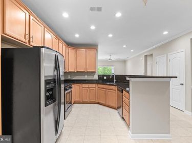 9724 HOLMES PLACE, UNIT 302, MANASSAS PARK, VA 20111