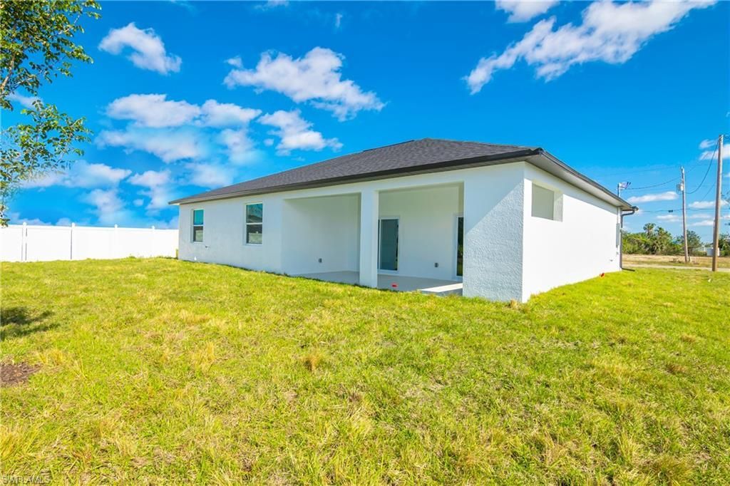 1515 Nelson Rd N, Cape Coral, FL 33993 Photo