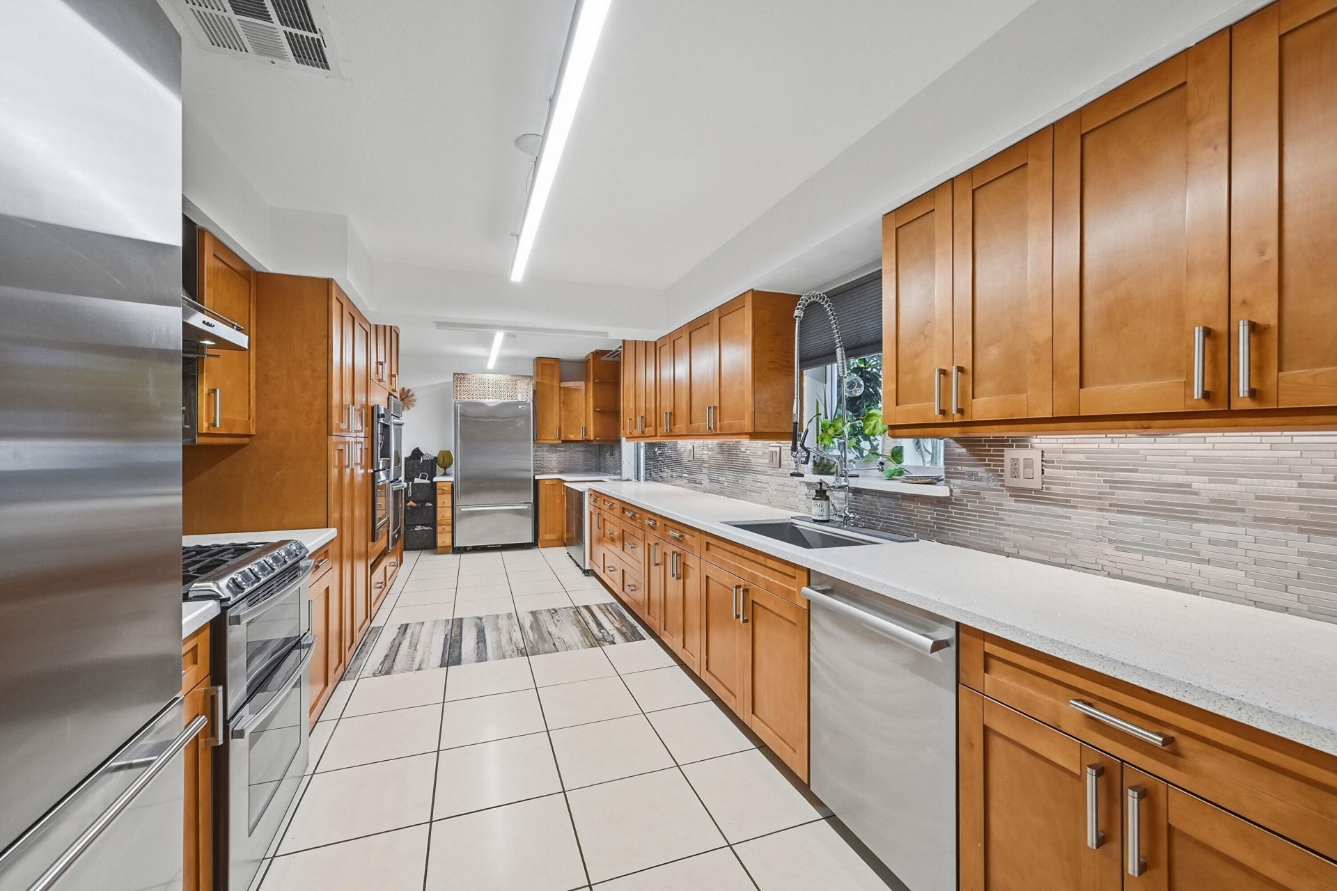 816 NW 66th Avenue, Plantation, FL 33317 Photo