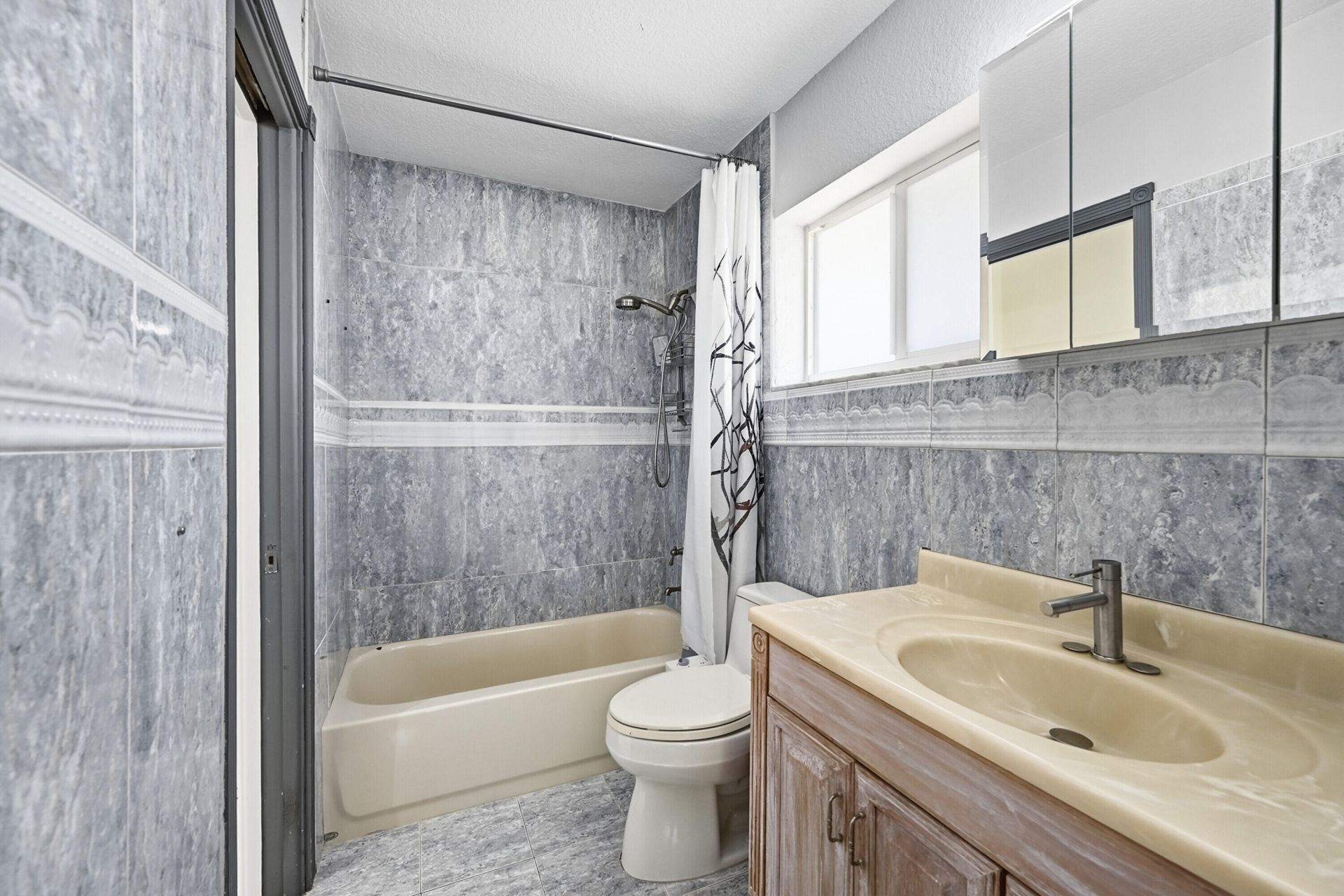 816 NW 66th Avenue, Plantation, FL 33317 Photo