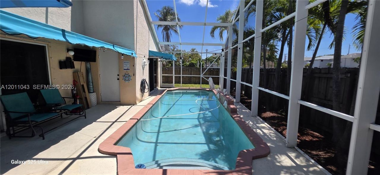 18516 NW 56th Ave, Miami Gardens, FL 33055 Photo