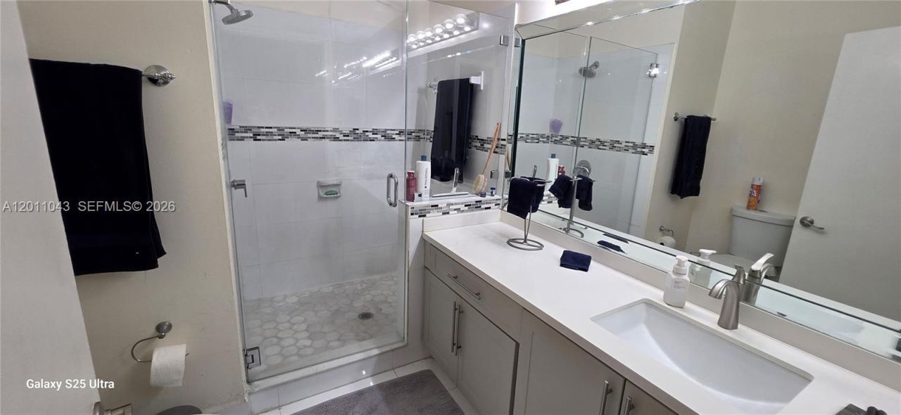 18516 NW 56th Ave, Miami Gardens, FL 33055 Photo
