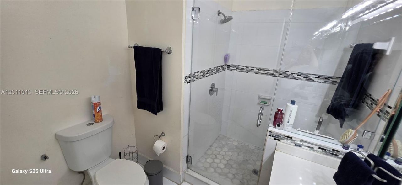 18516 NW 56th Ave, Miami Gardens, FL 33055 Photo