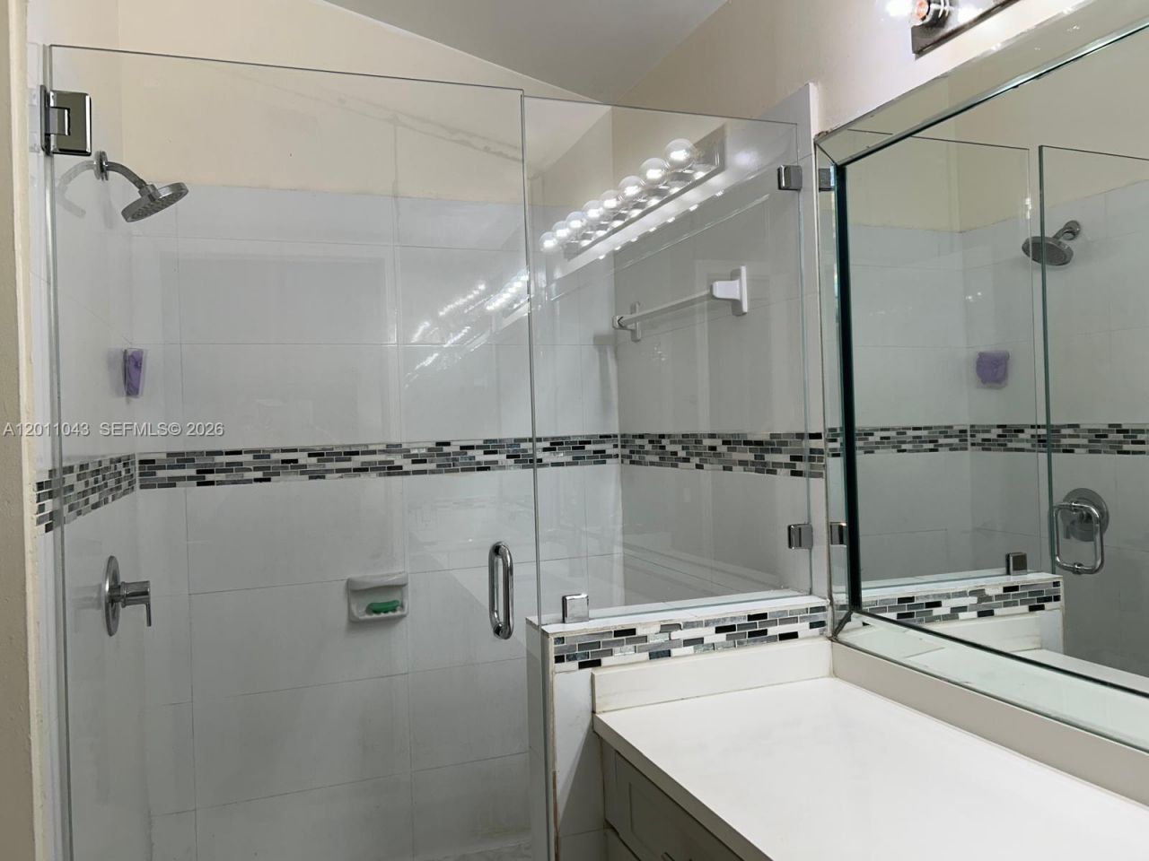 18516 NW 56th Ave, Miami Gardens, FL 33055 Photo