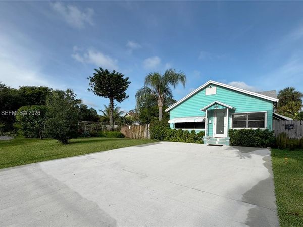 324 SW 3rd Ave , Delray Beach, FL 33444
