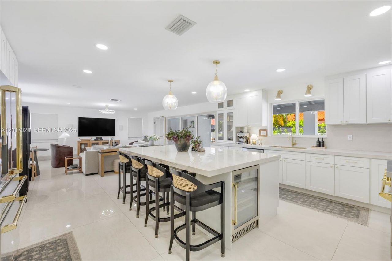 3352 SW 110th Ave, Miami, FL 33165 Photo